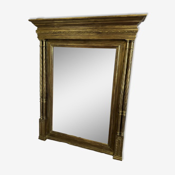 Miroir en bois doré