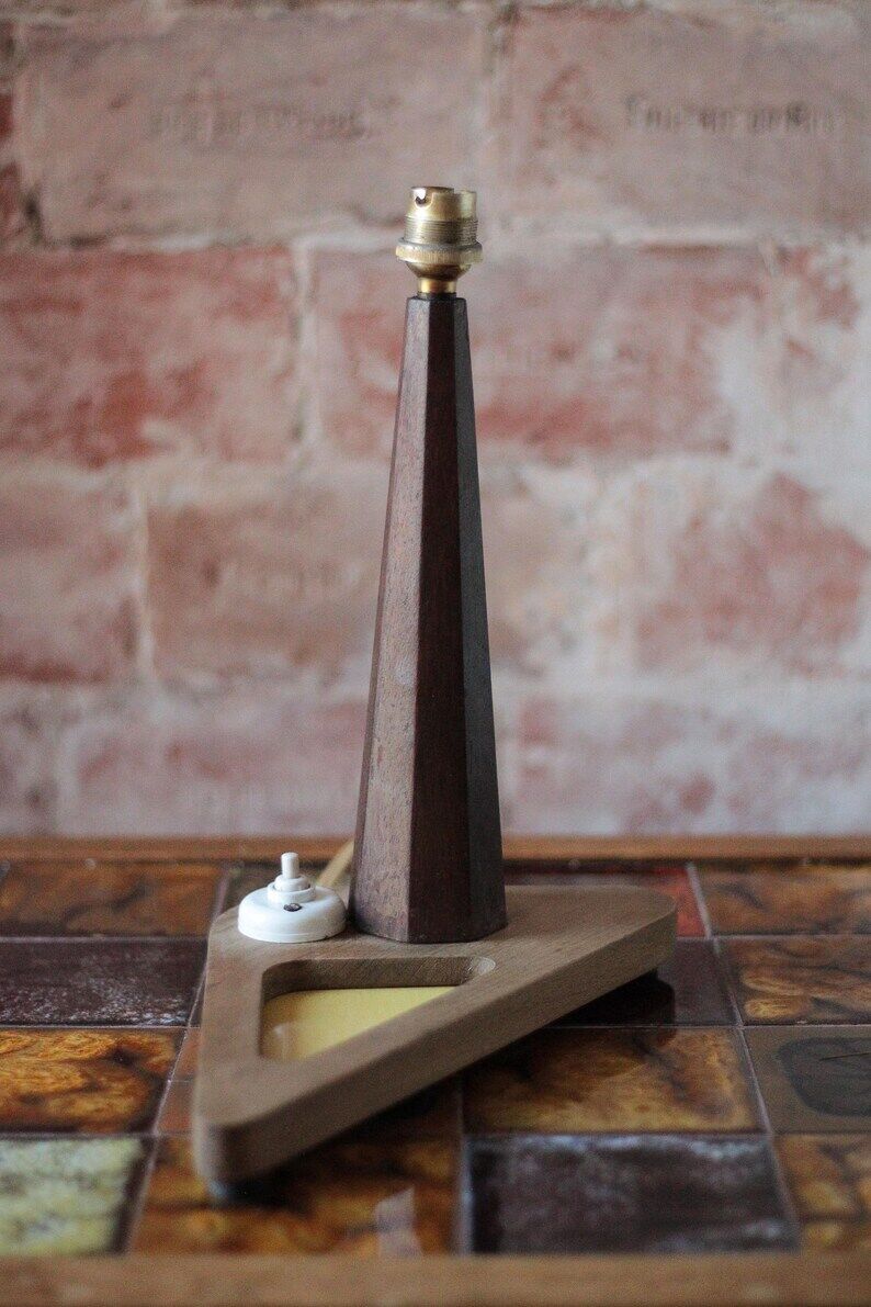 Art Deco lamp, table lamp, bedside lamp, conical wooden lamp with triangular base, 40s.