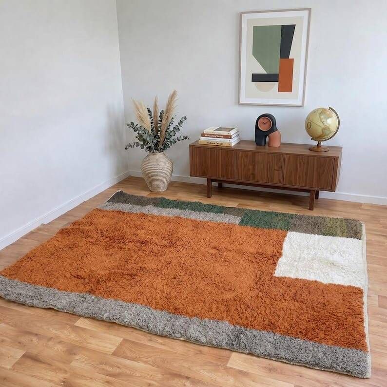 Handwoven traditional artisan rug 2/3 m