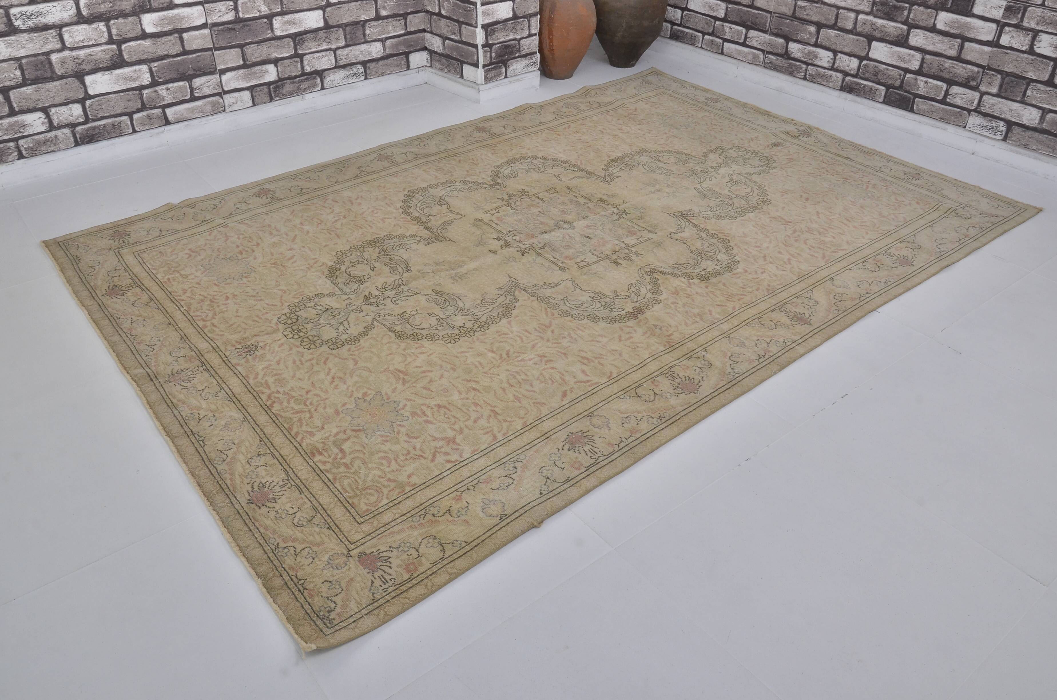 Anatolian Decorative Oushak Area Rug sku 1169