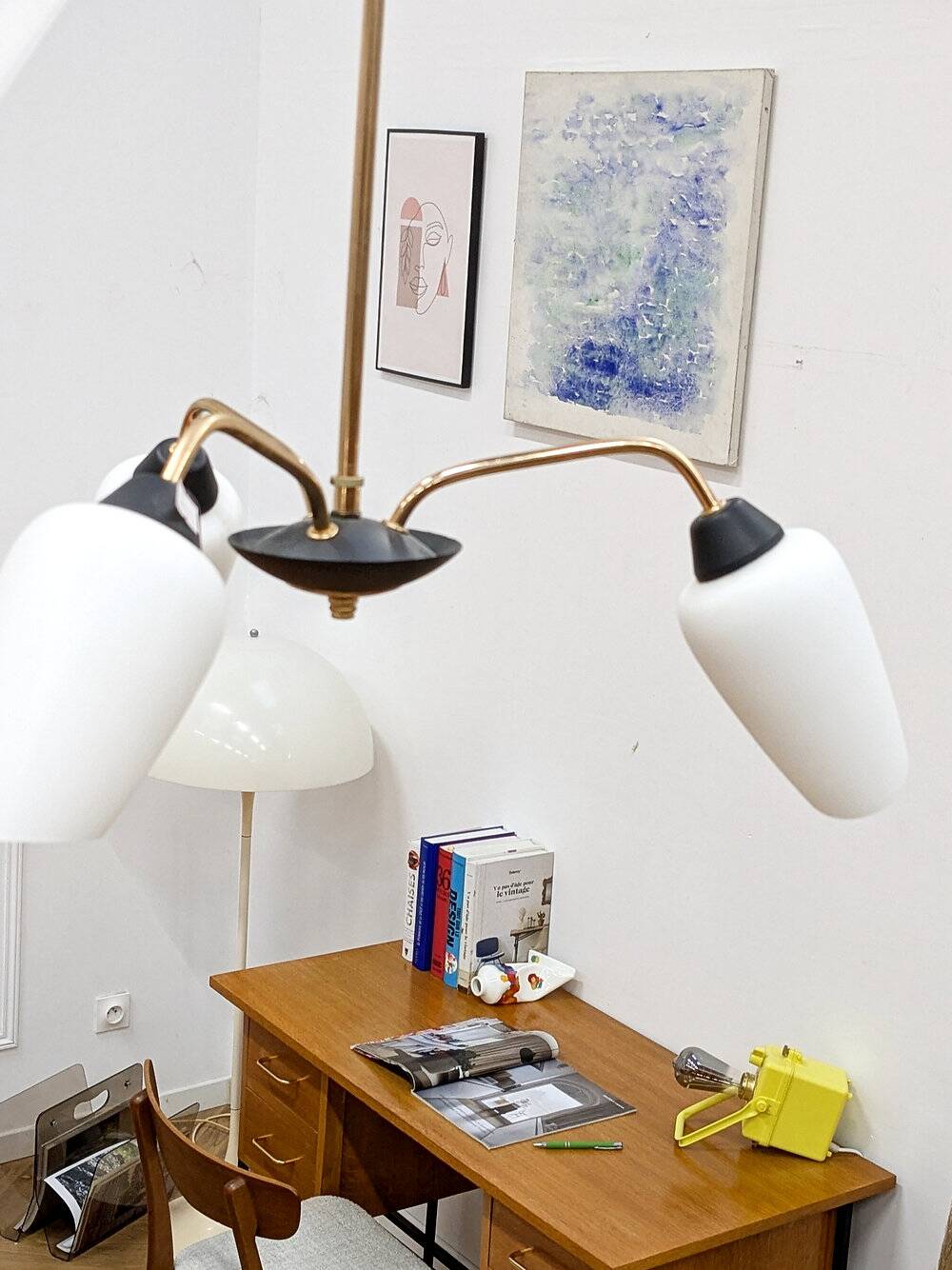 Suspension with 3 tulip lights