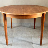 Danish teak dining table mSe Mobler, distributed by Samcom