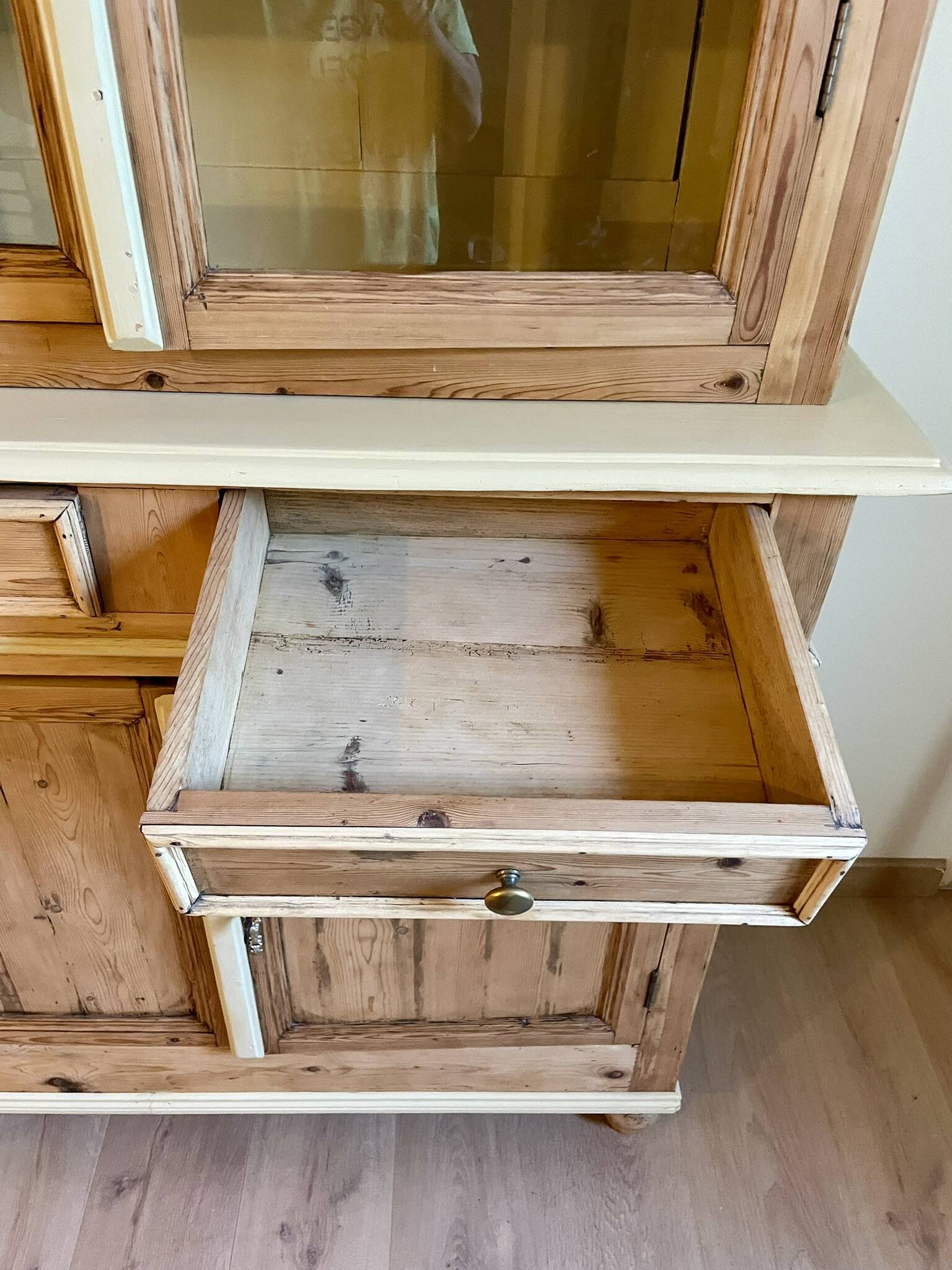 Sideboard or bookcase