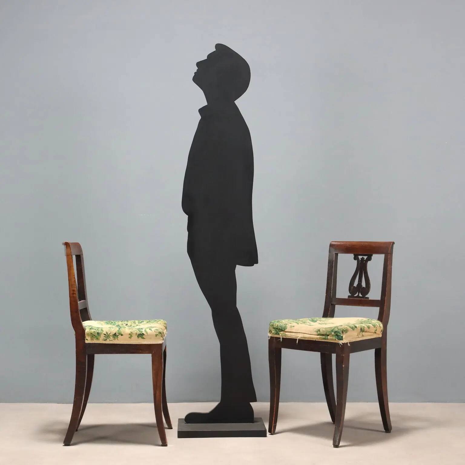 Pair of antique Directoire chairs in walnut and fabric, Italy, 19th century.