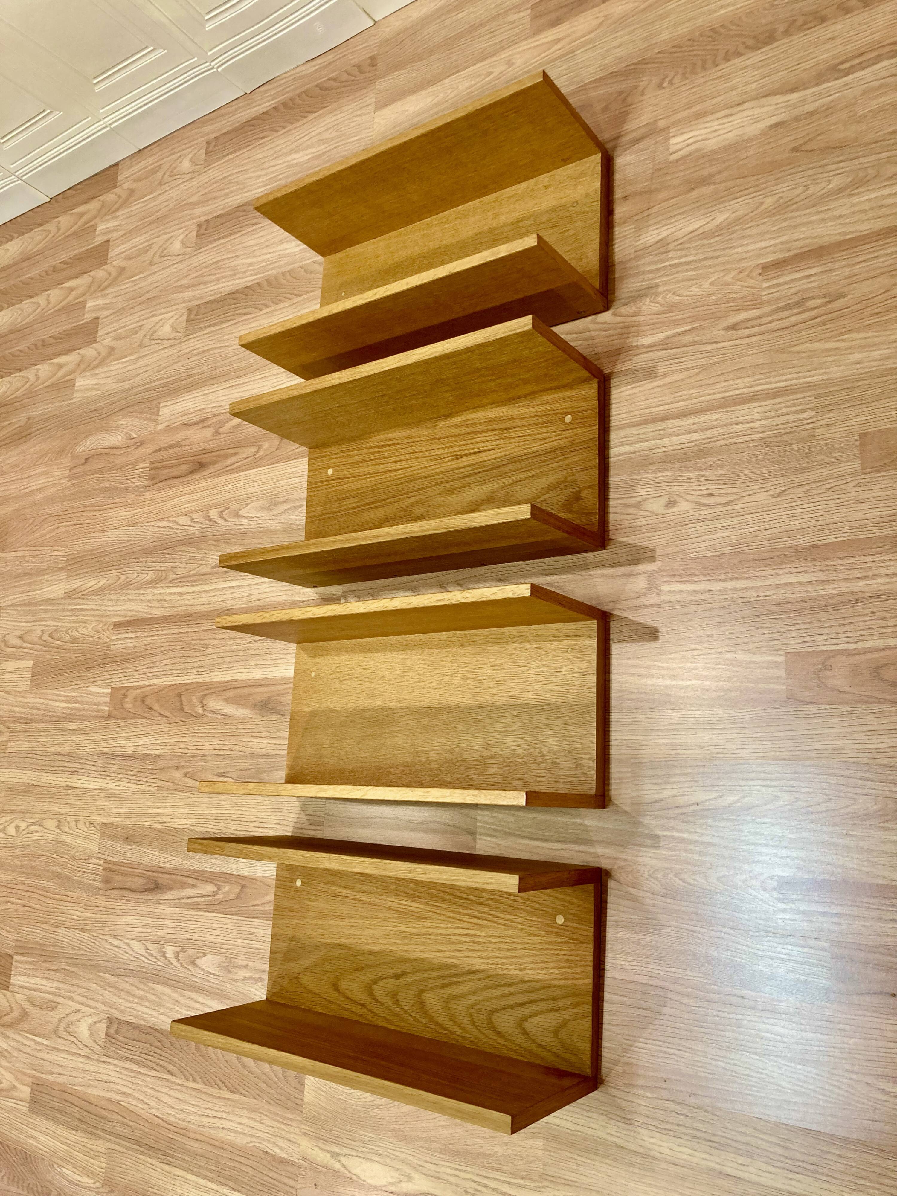 Ensemble d'étagères modulables "design scandinave".