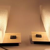 Paire d'appliques modernistes en métal et perspex, 1950-1960