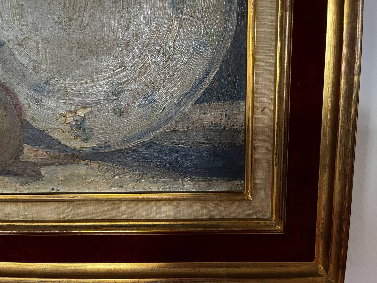 Oil on canvas - still life - signed Leonie de Bailleul