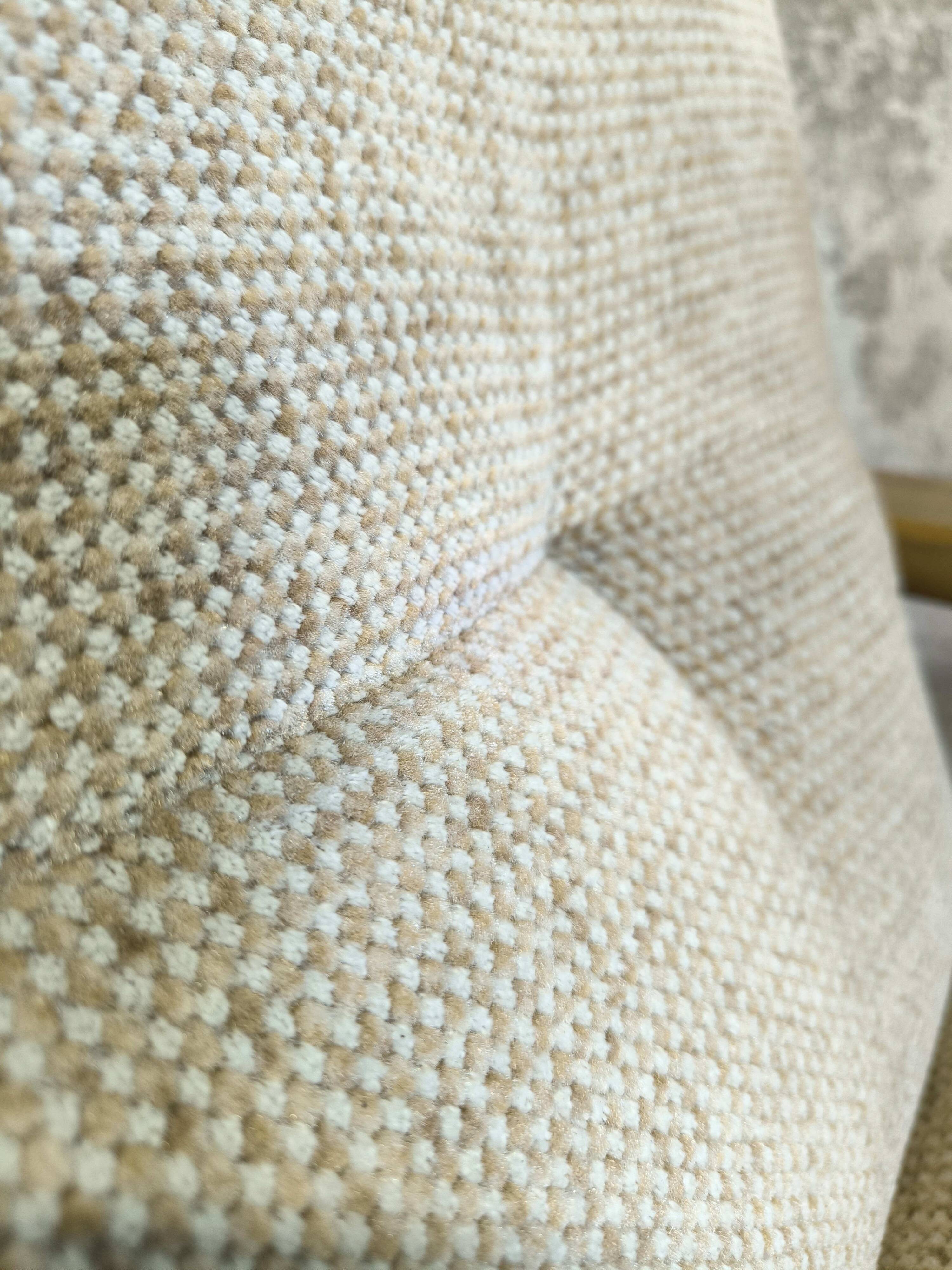 Fauteuil vintage en bois et laine