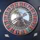 Roulette de jeux signée jal