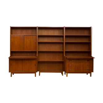 3 units bookshelves