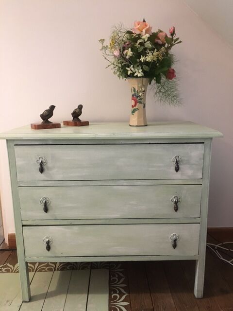 small chest of drawers