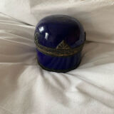 Ceramic pot and bronze blue flower old