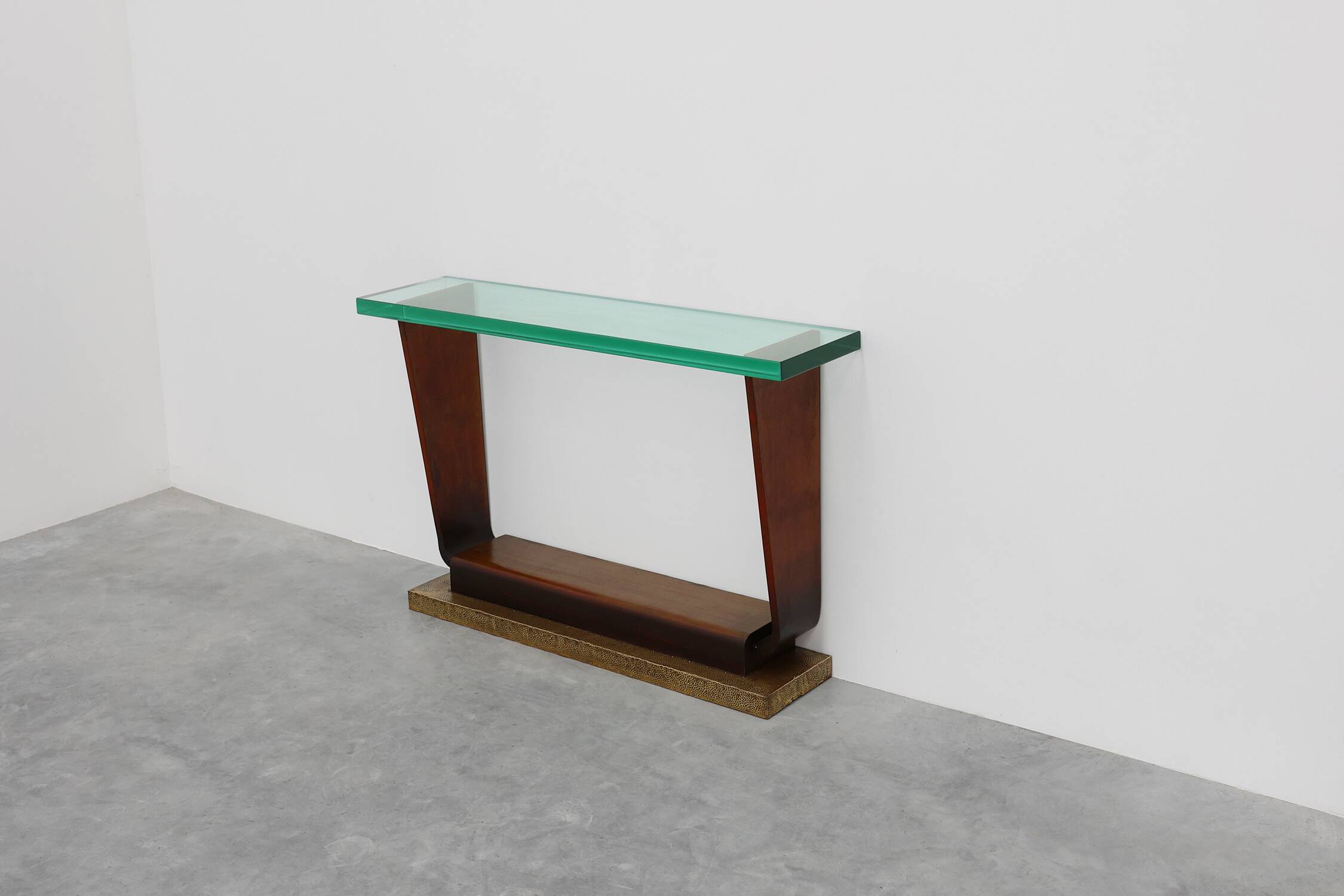 Console sculpturale Art Déco française avec plateau en verre, vers 1925