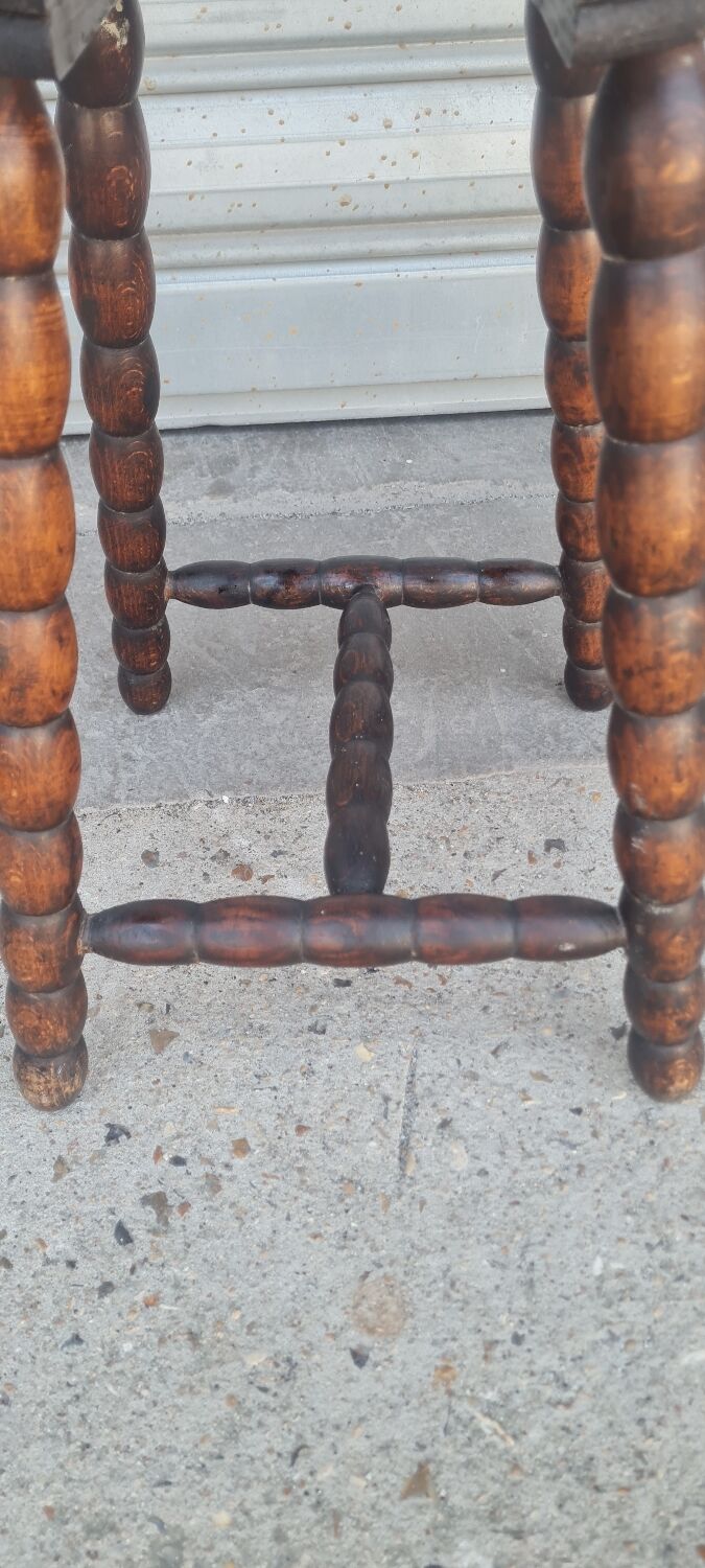 Quadripod stool