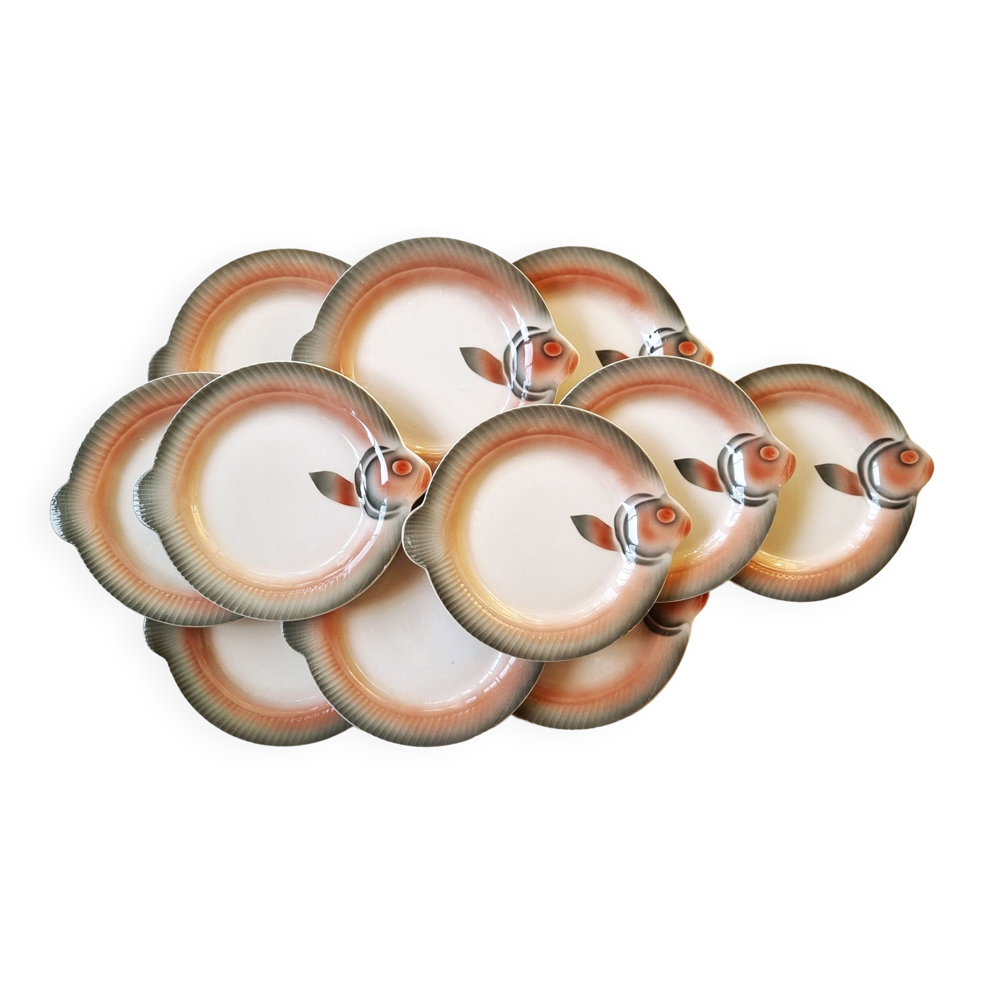 Set of 11 flat plates