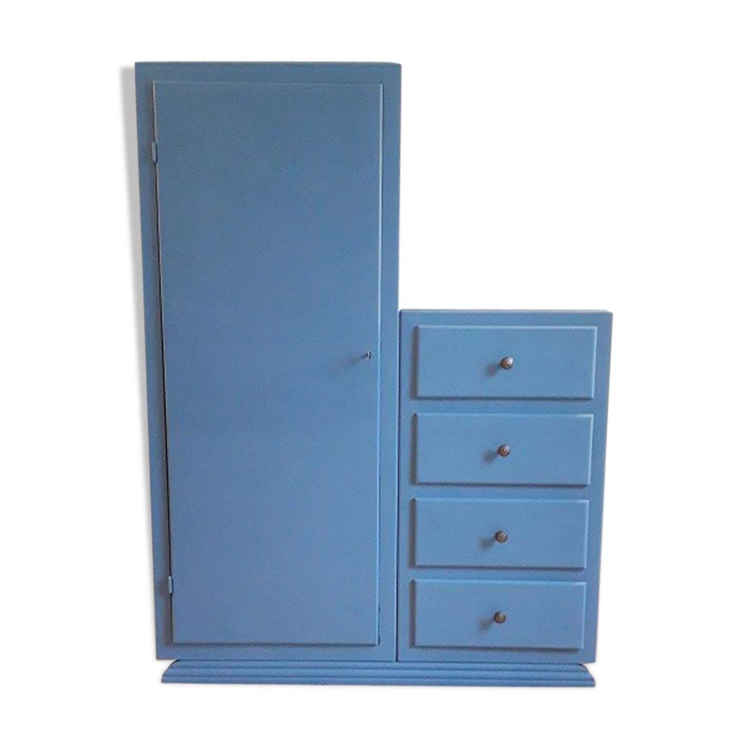 Dresser, 1960s