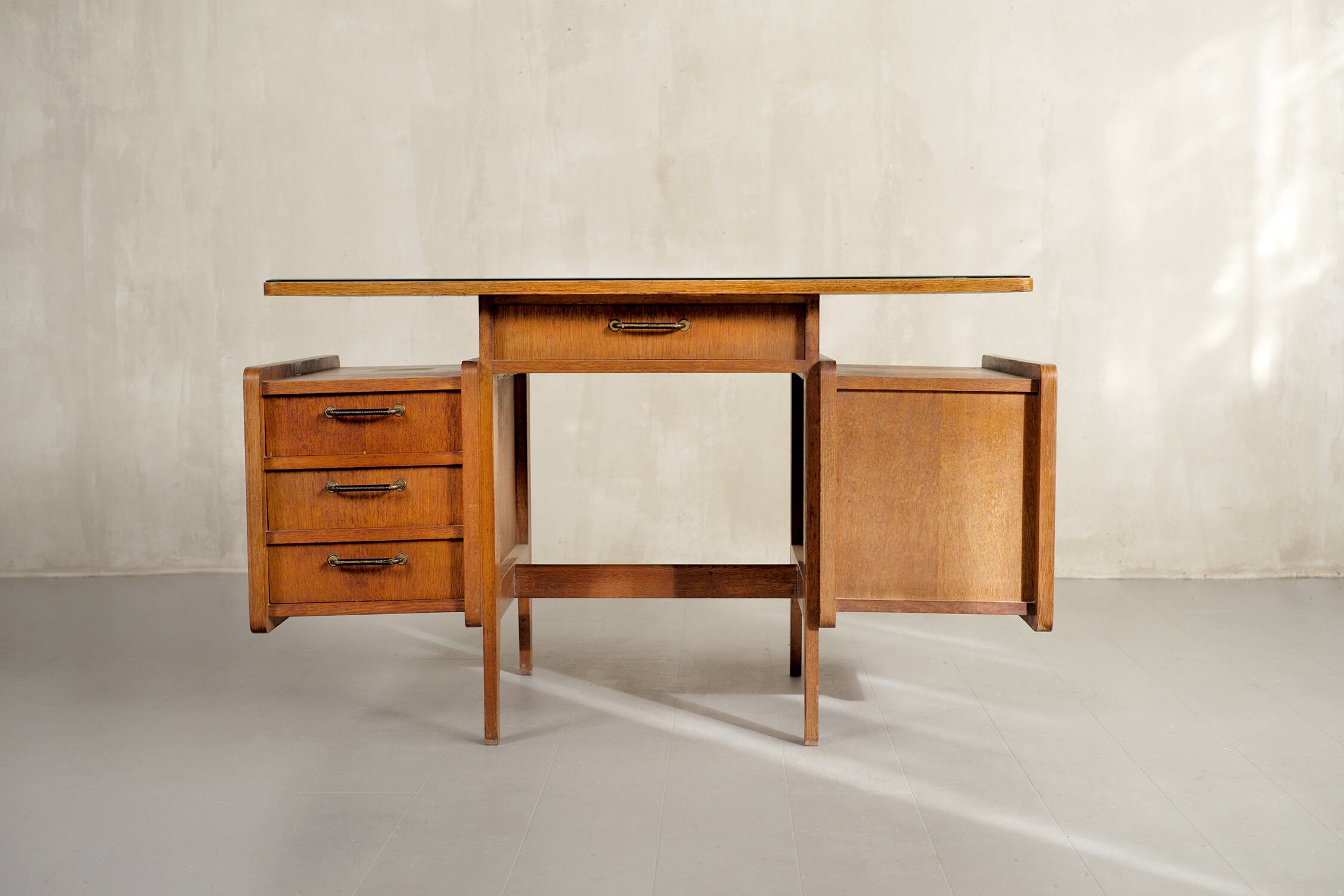 Bureau double à poignées gainées, France 1950