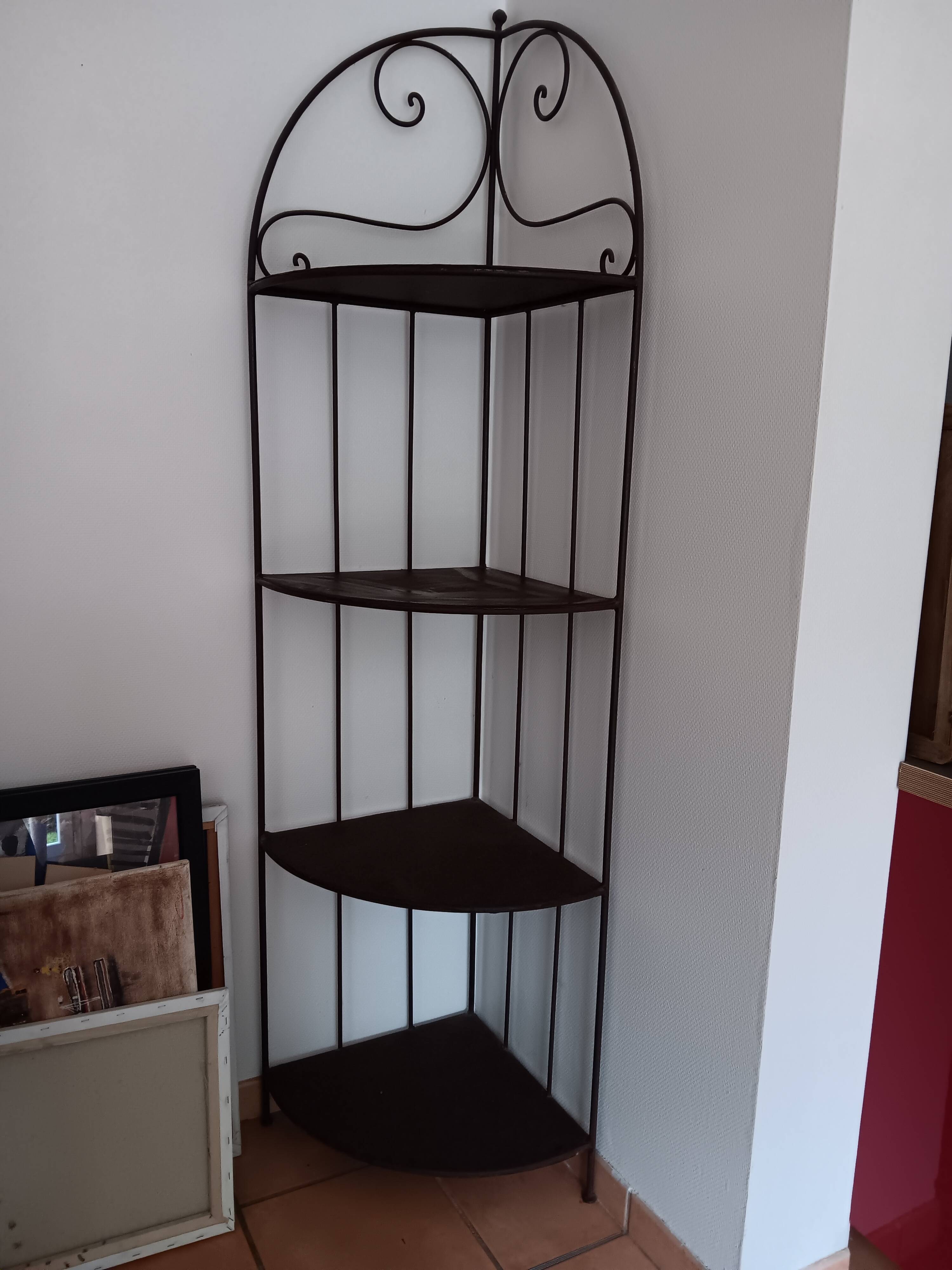 Meuble d angle en fer avec etageres