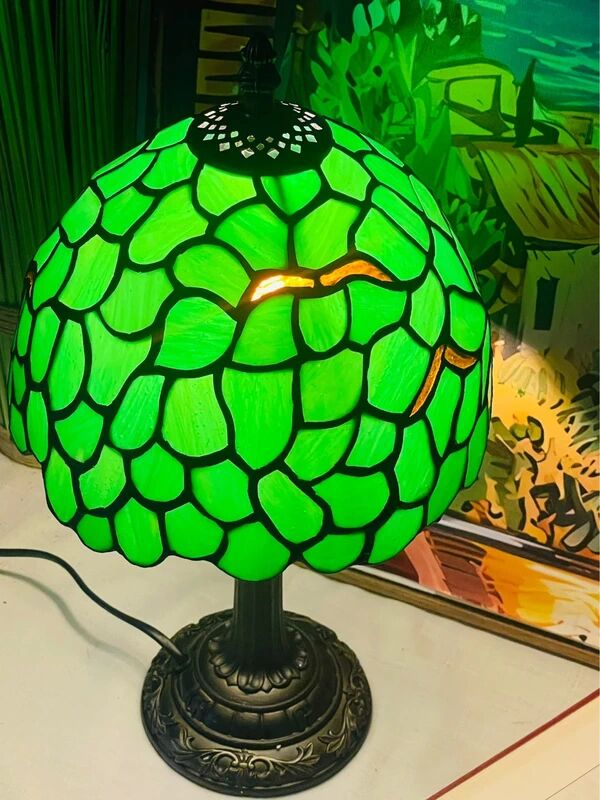Vintage Tiffany Inspiration Lamp and Green Shade | Green Foliage Shade