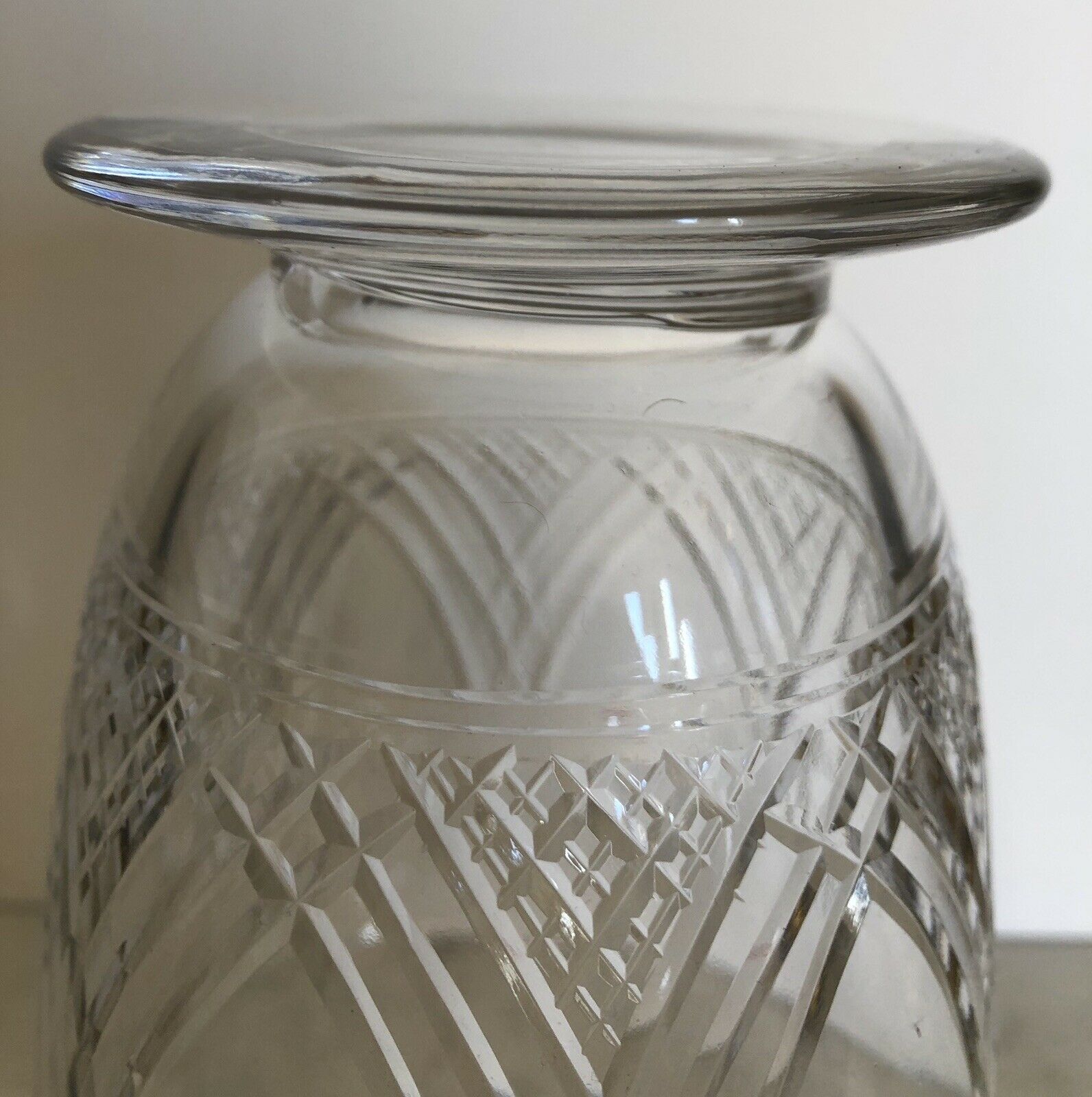 Carafe water wine crystal cut crystal of St. Louis model signed