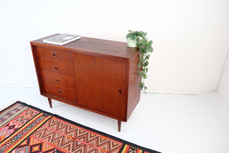 Commode vintage style années 60-70, motif teck, style rétro.