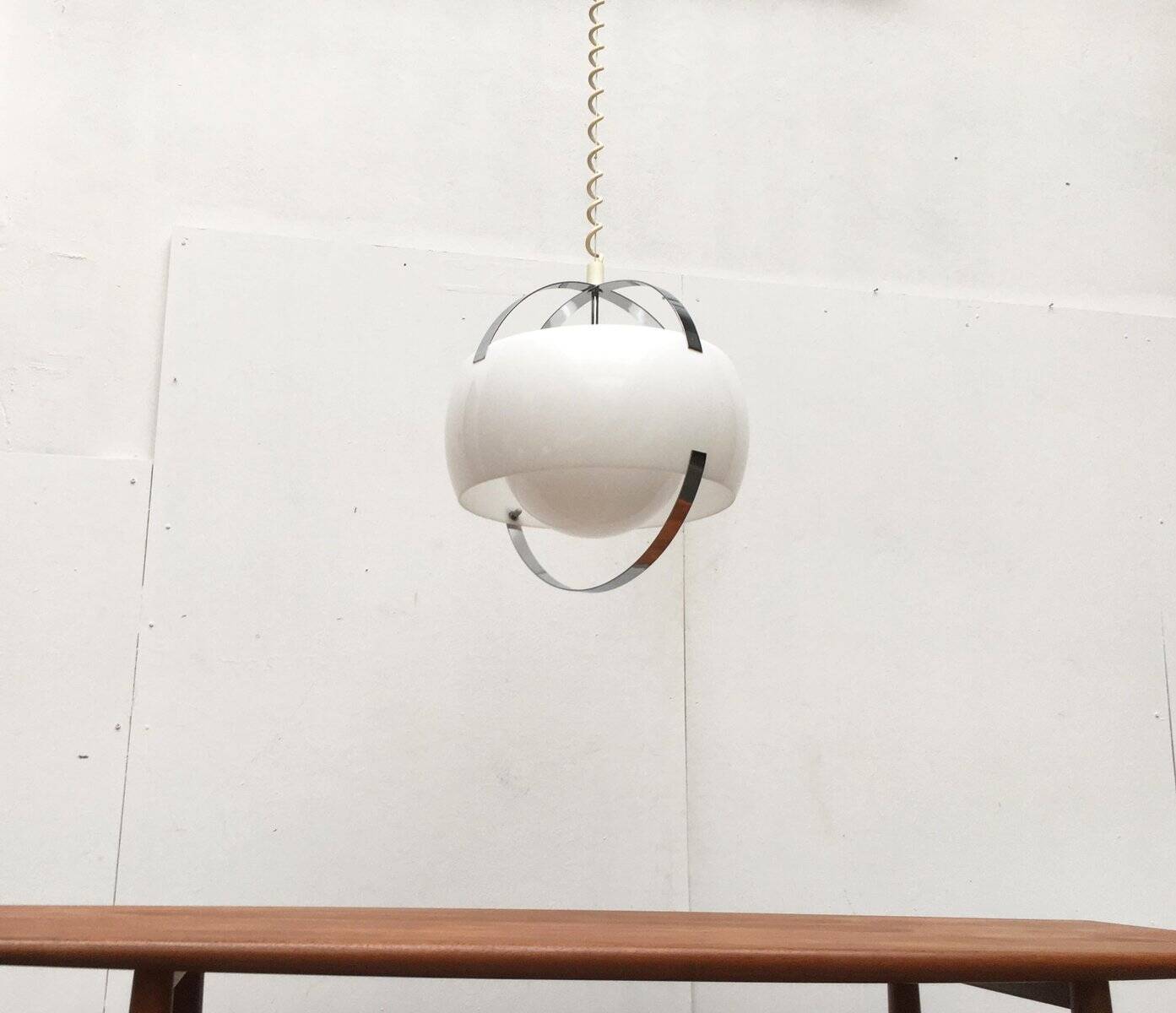 Vintage space-age pendant lamp