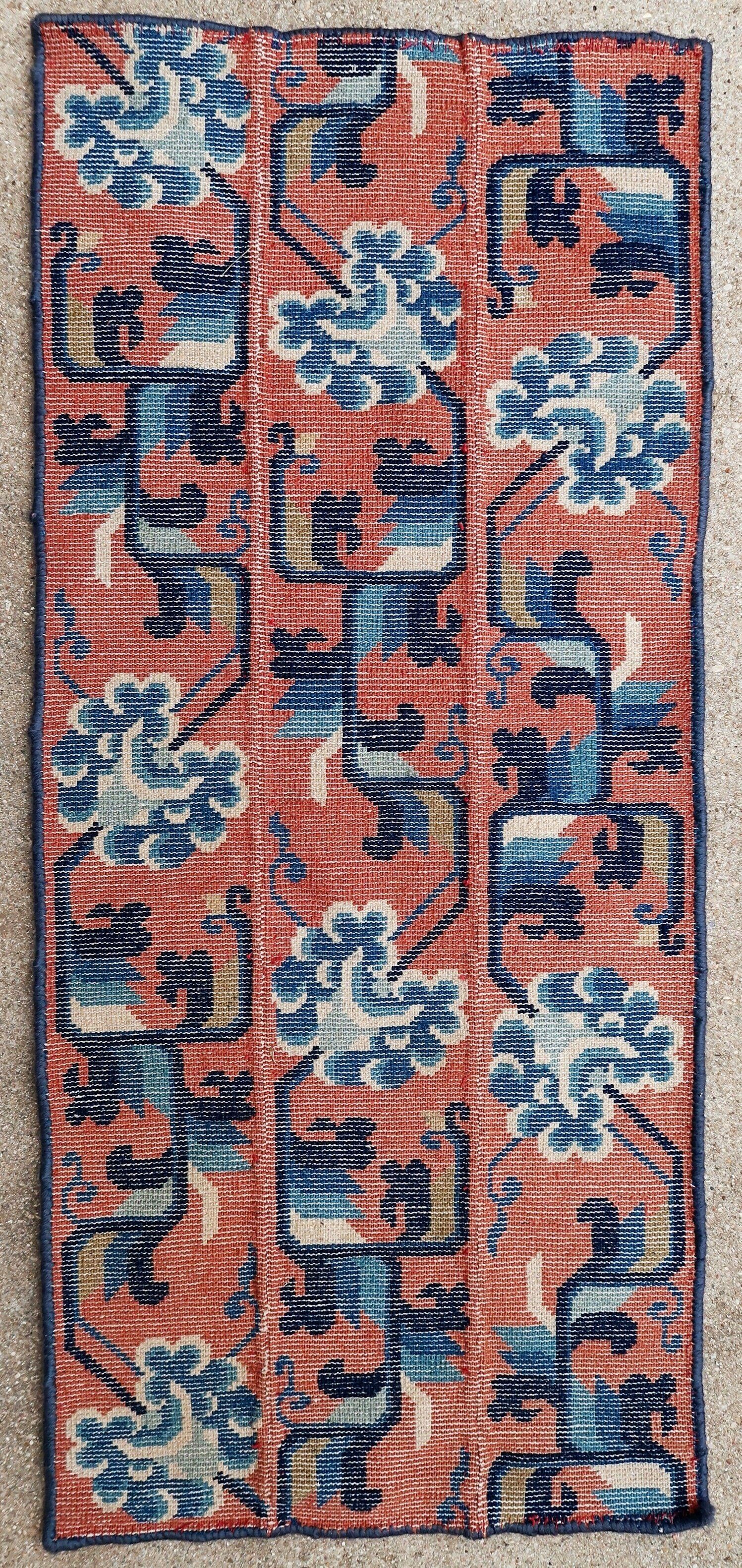Chinese rug 1900 100 X 45 cm