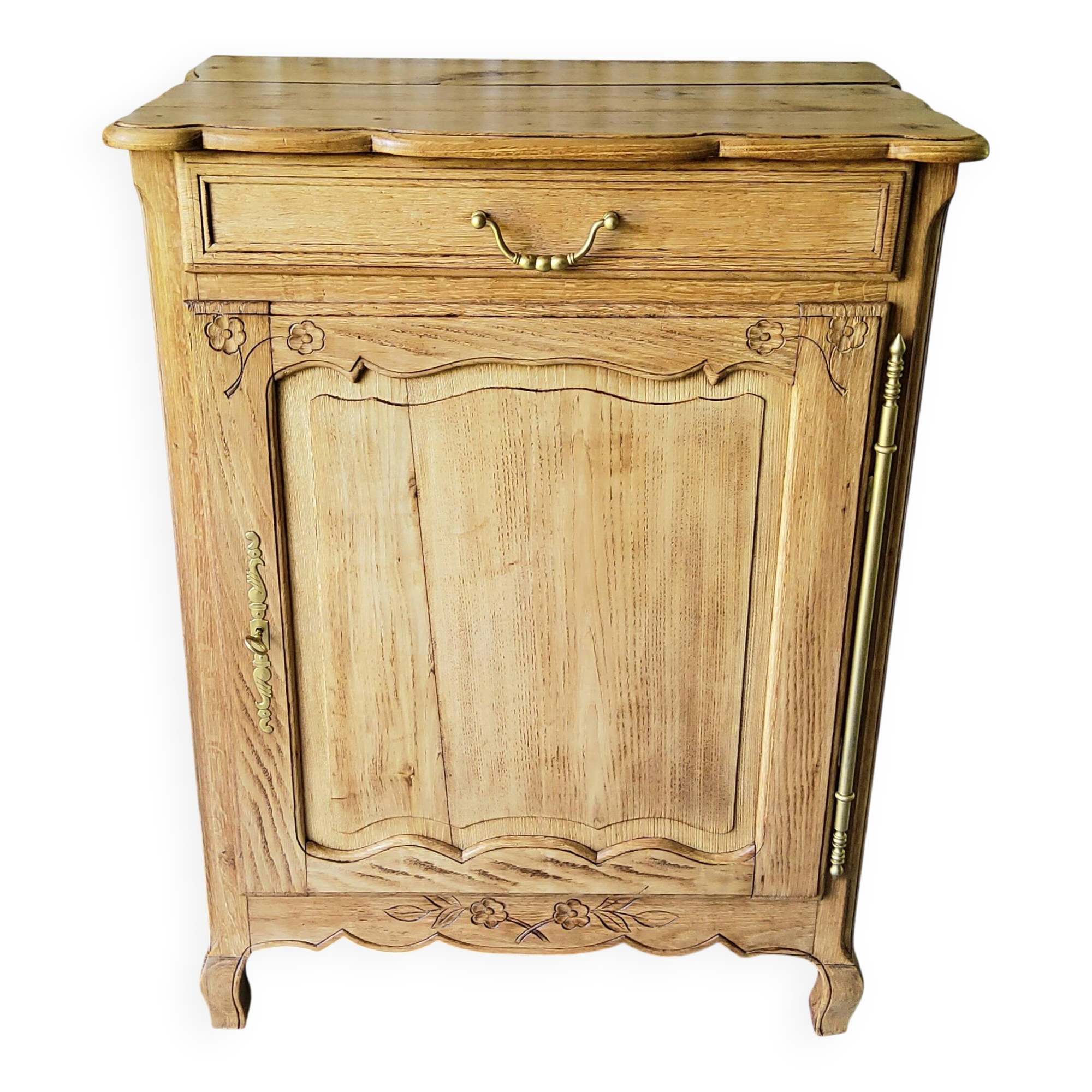 Renovated sideboard