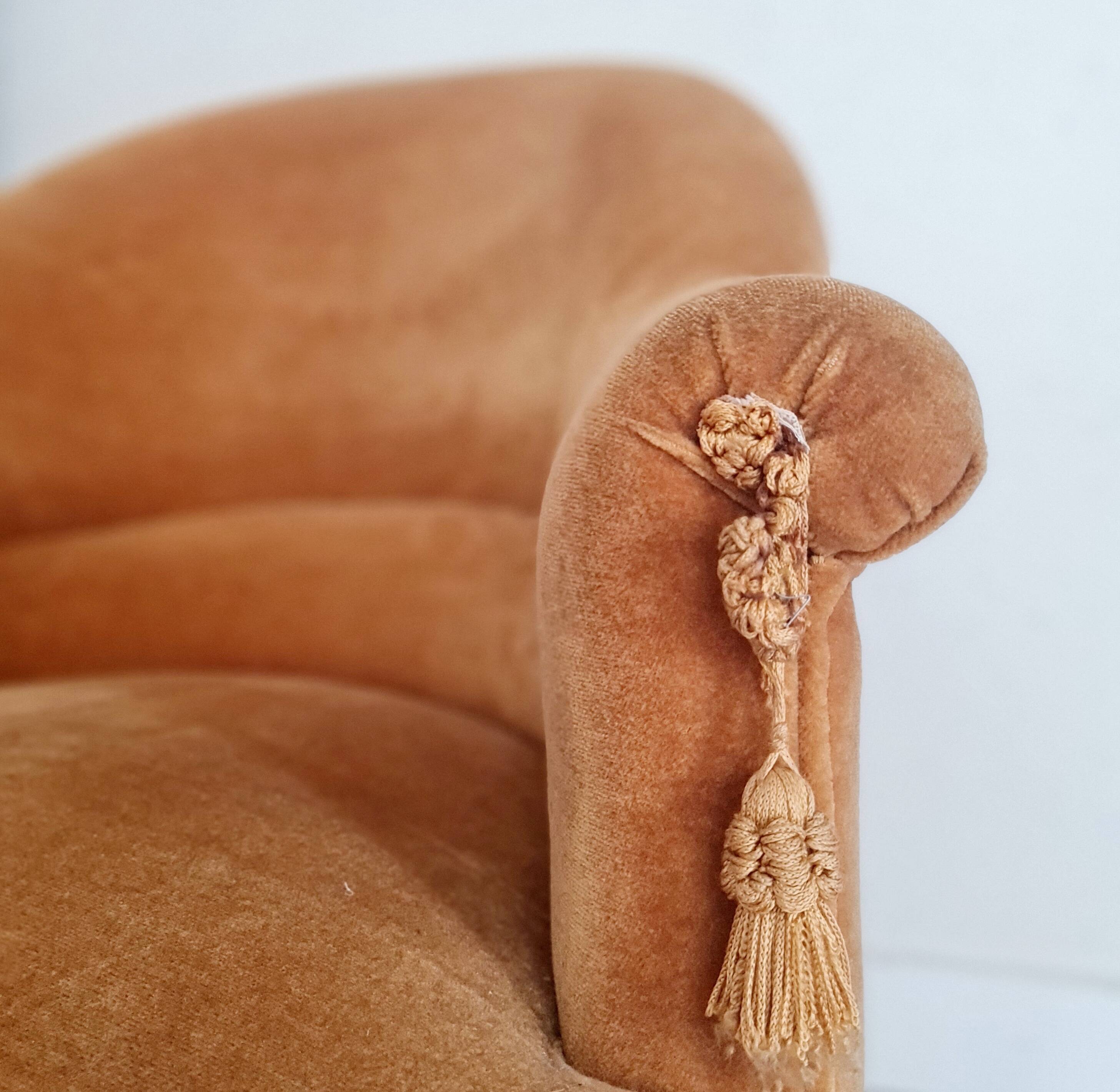 Golden yellow velvet toad armchair