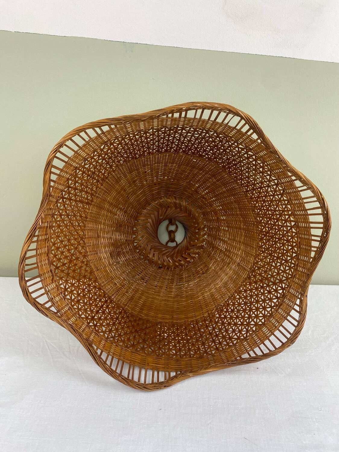 Vintage cane suspension