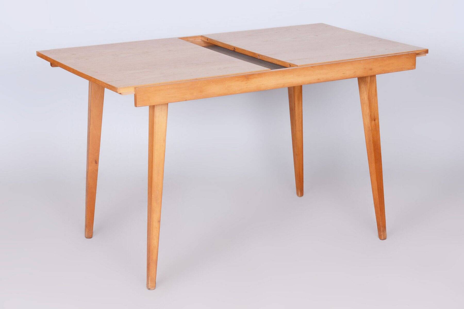 Mid-Century Czech Extendable Table in Beech and Ash attributed to Tatra Pravenec, 1950s