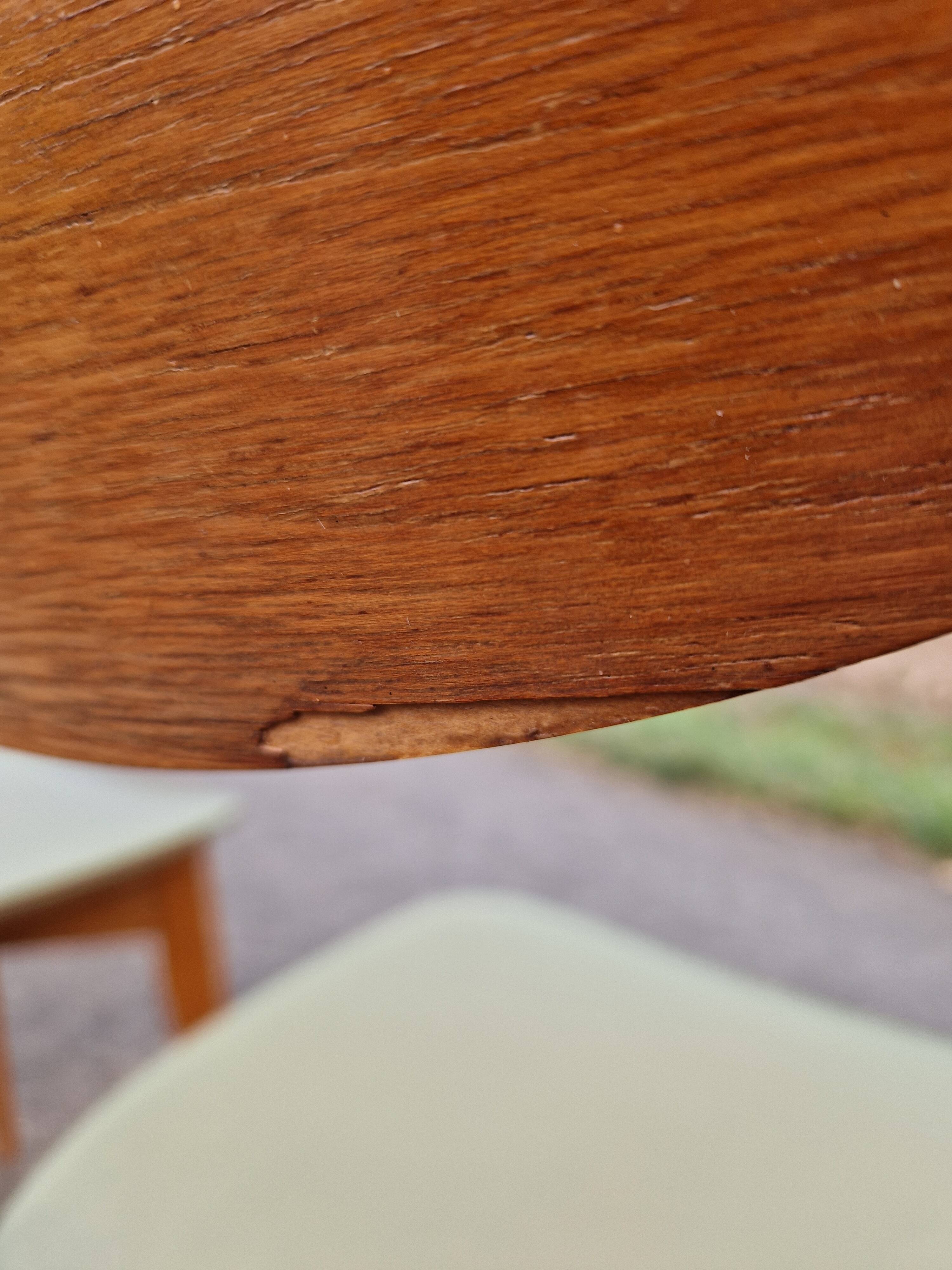 Set of 5 vintage Scandinavian style chairs