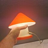 Beautiful Swedish mushroom-shaped table lamps in red and white glass. Estimated 1970s.