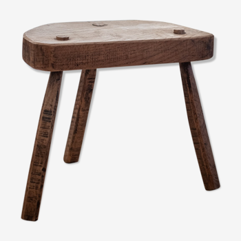 Tabouret tripode