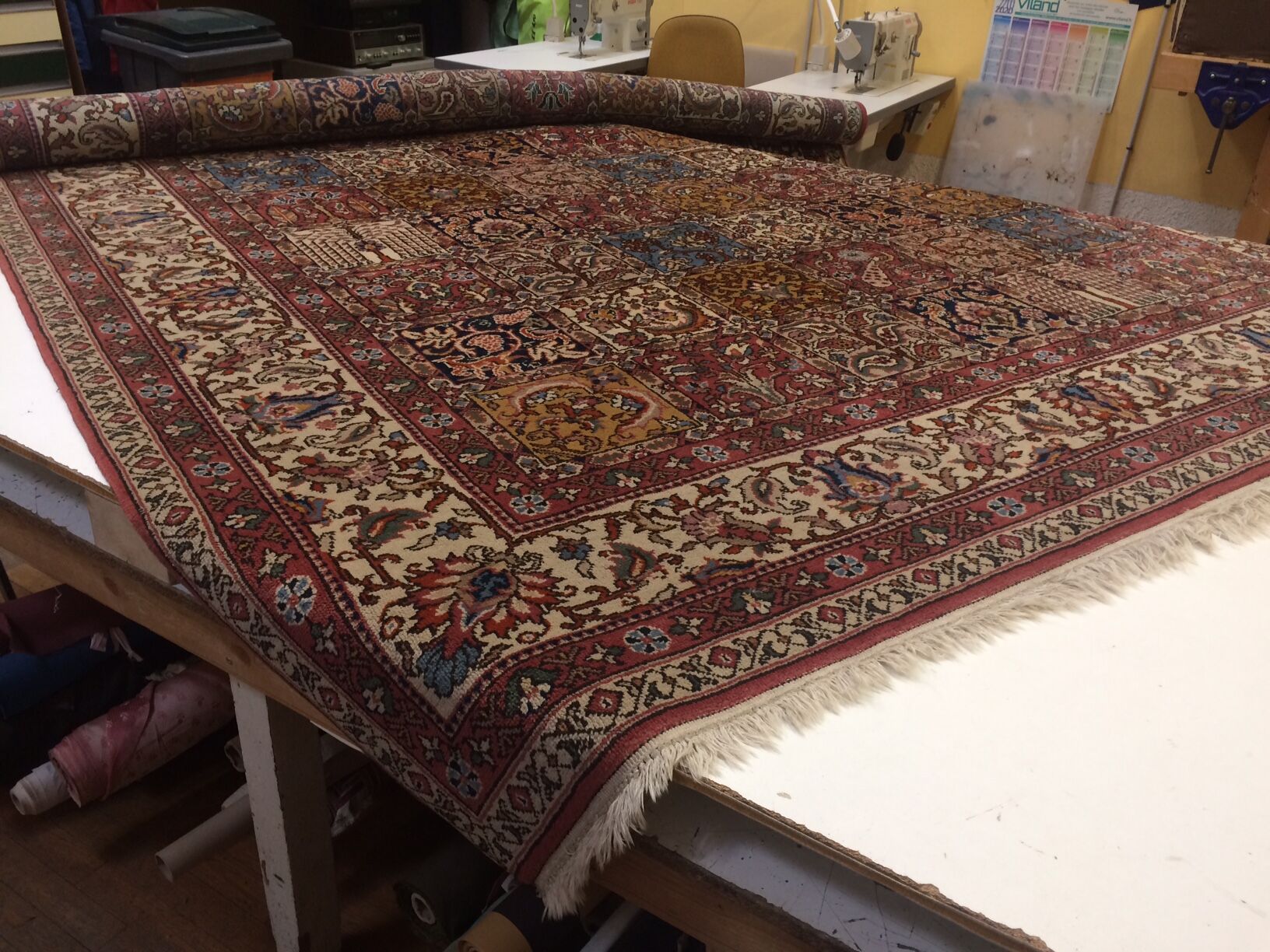 Persian rug 320 x 230 cm