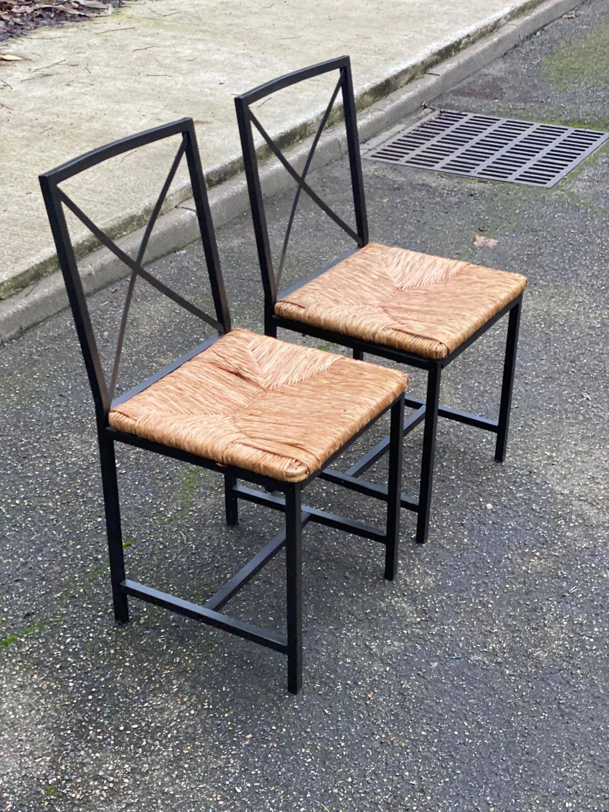 2 Scandinavian chairs with black steel and straw from IKEA Granas.