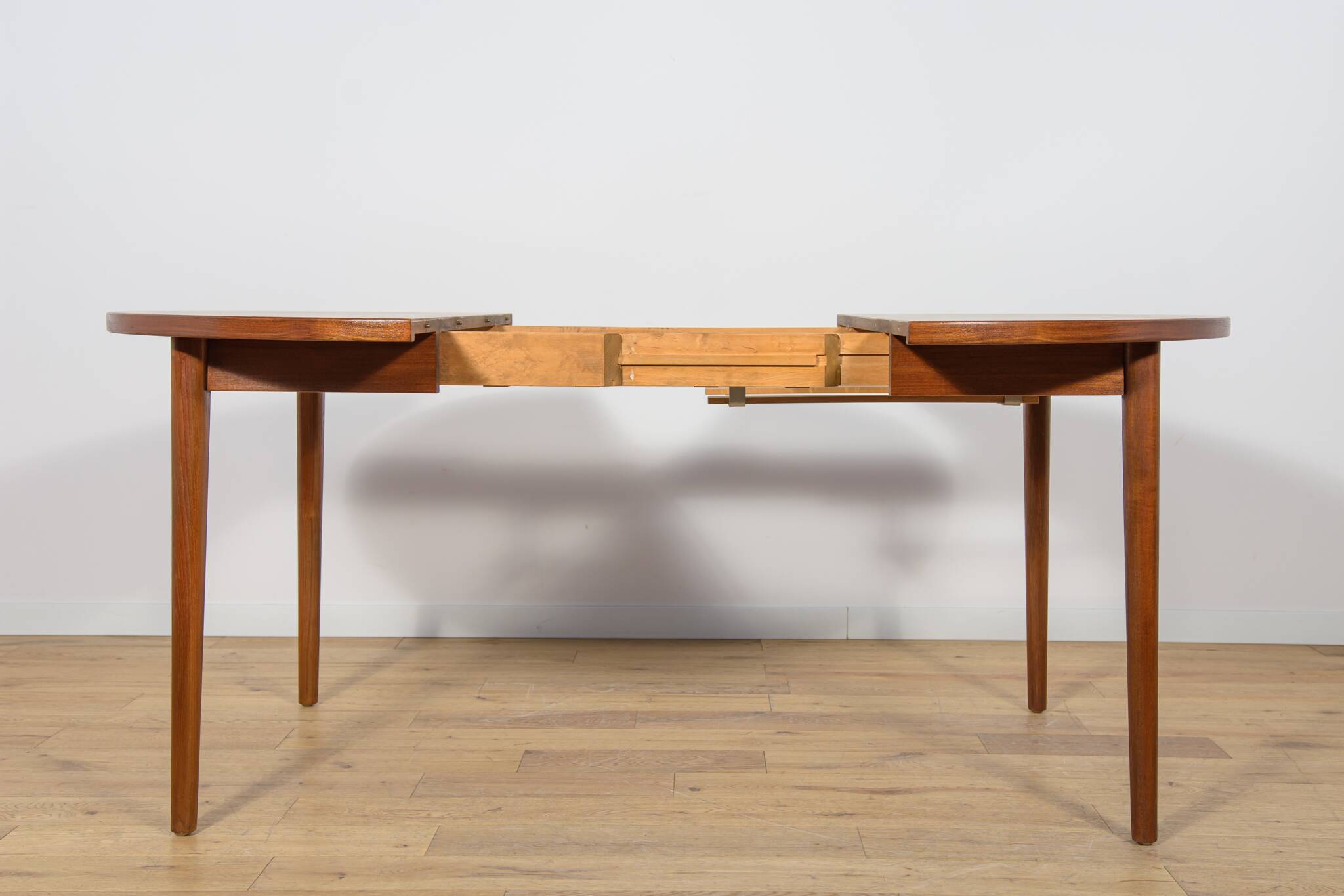 Mid-Century Round Teak Dining Table by Nils Jonsson for Hugo Troeds, Sweden