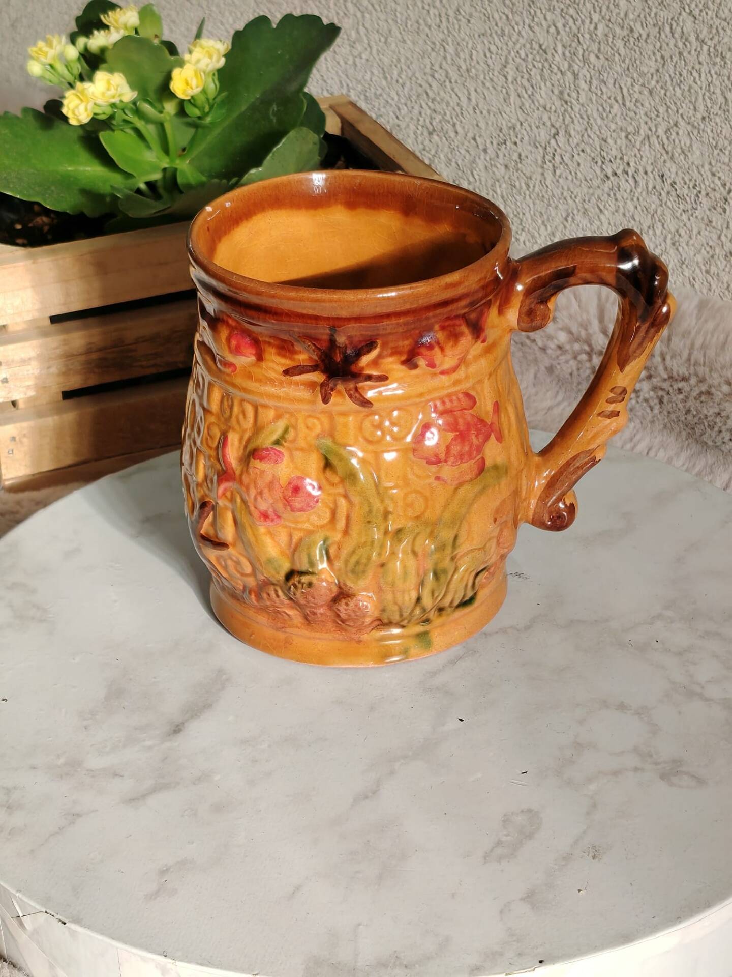 Verre en céramique façon barbotine