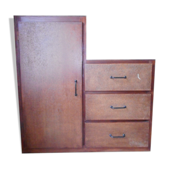 Furniture 3 drawers and 1 door
