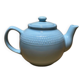 Blue teapot