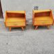 Paire de chevets vintage pieds compas