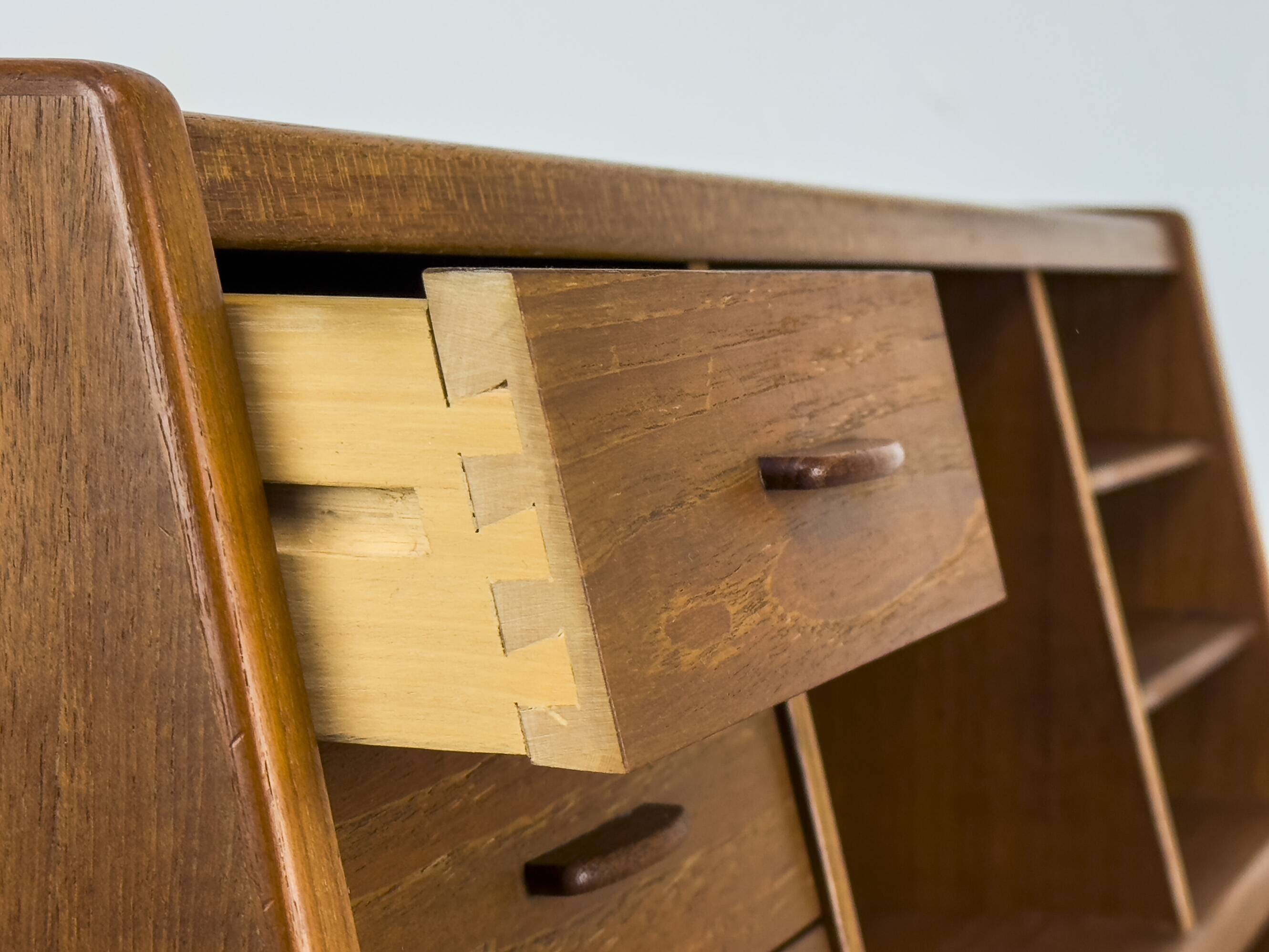 Secrétaire en teck de Chr. Møller, années 1960