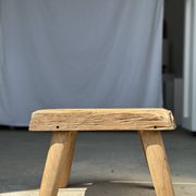 Small side table or stool in four-legged blond teak H:30 L43 l30