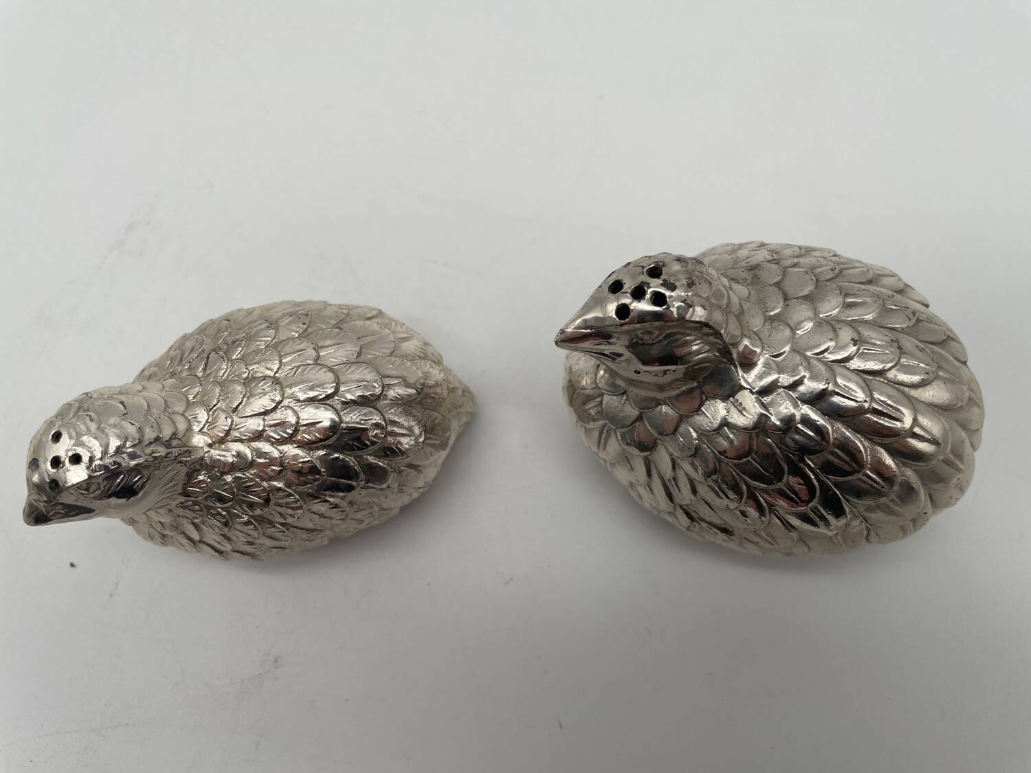 Salt shaker pepper and mustard bird in silver metal Gucci style