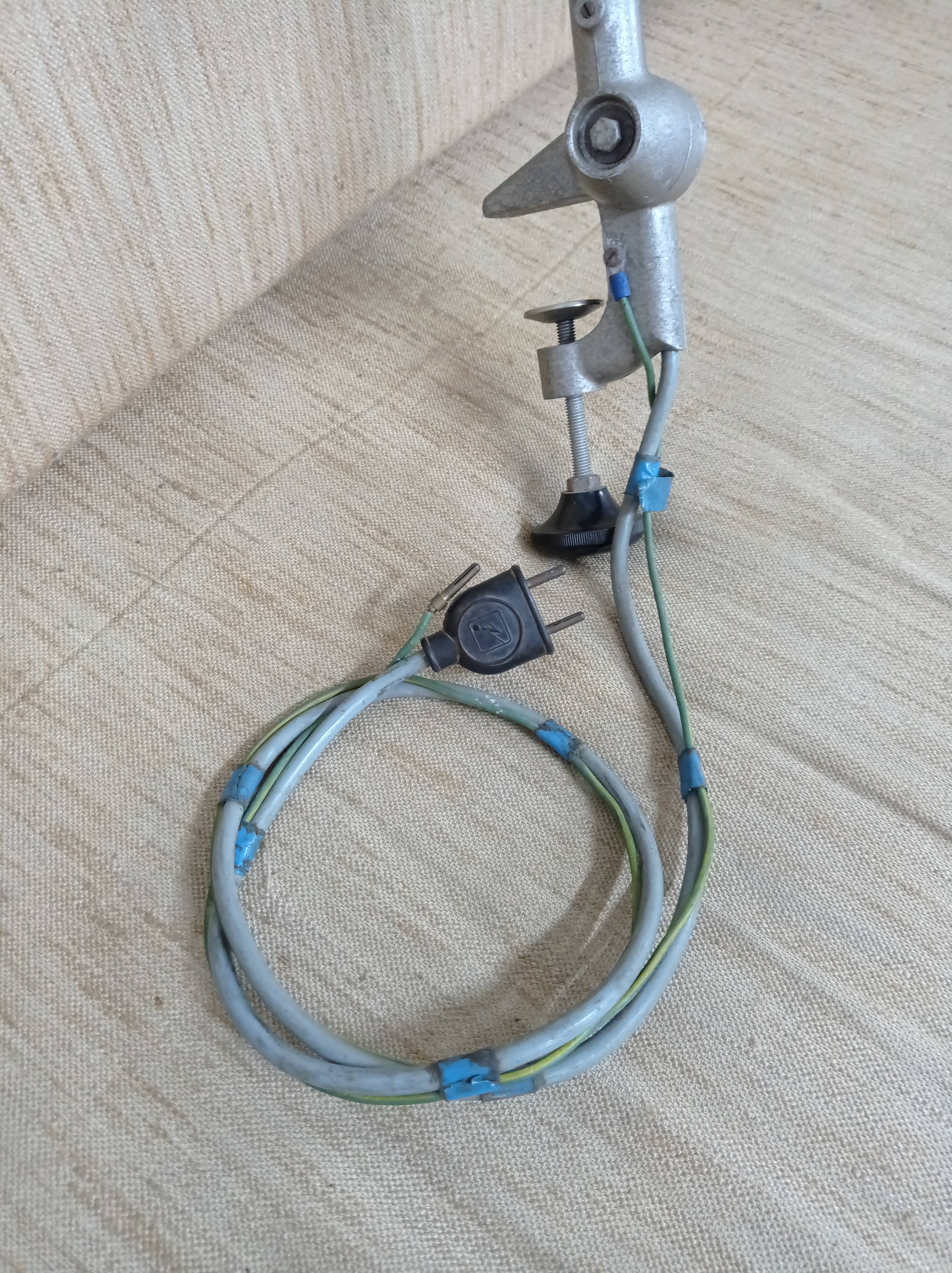 Lumina workshop lamp