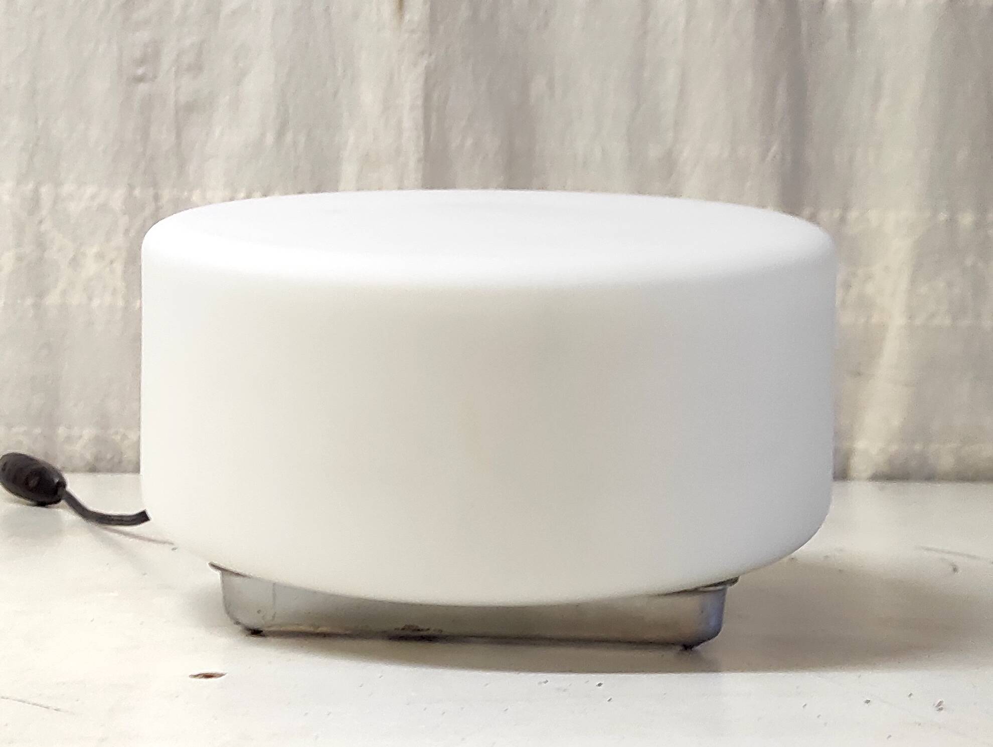 Ceiling light or wall lamp in Bauhaus style, cylindrical opaline globe - mid 20th century.