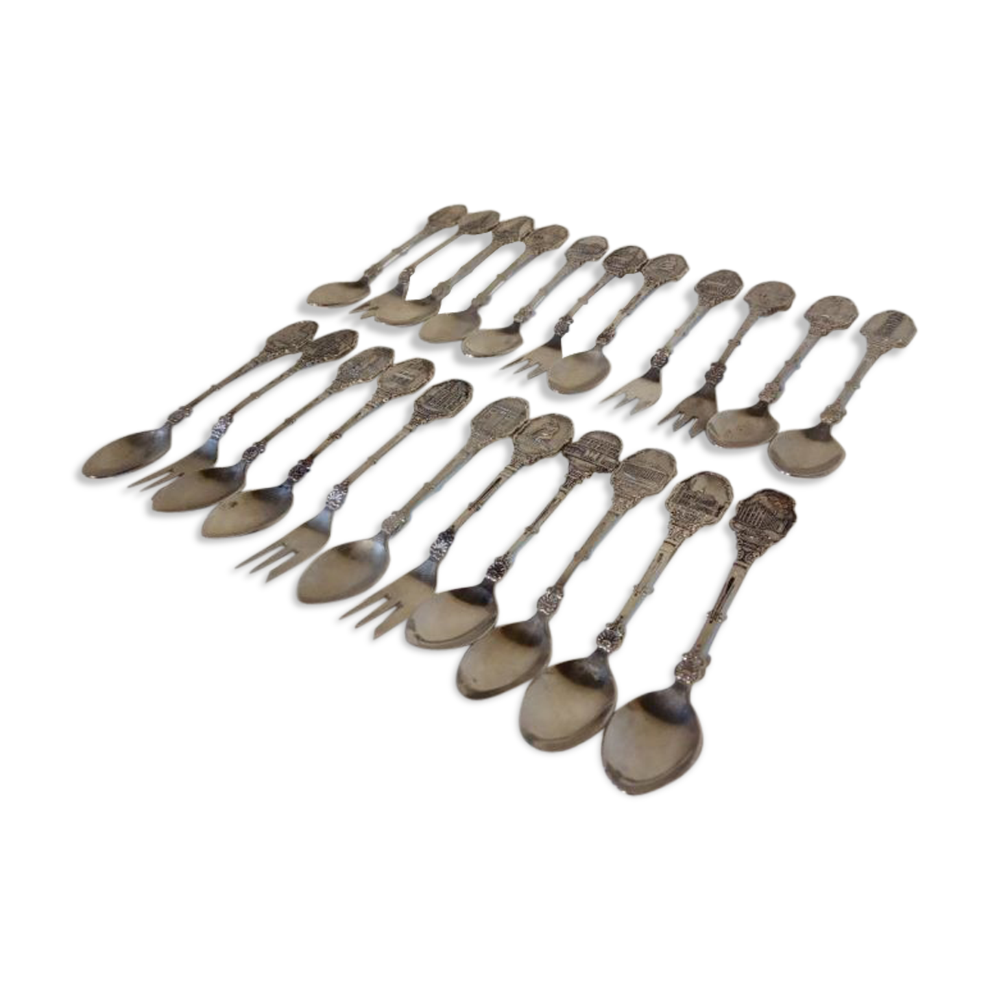 Collection 22 small spoons and forks famous monuments