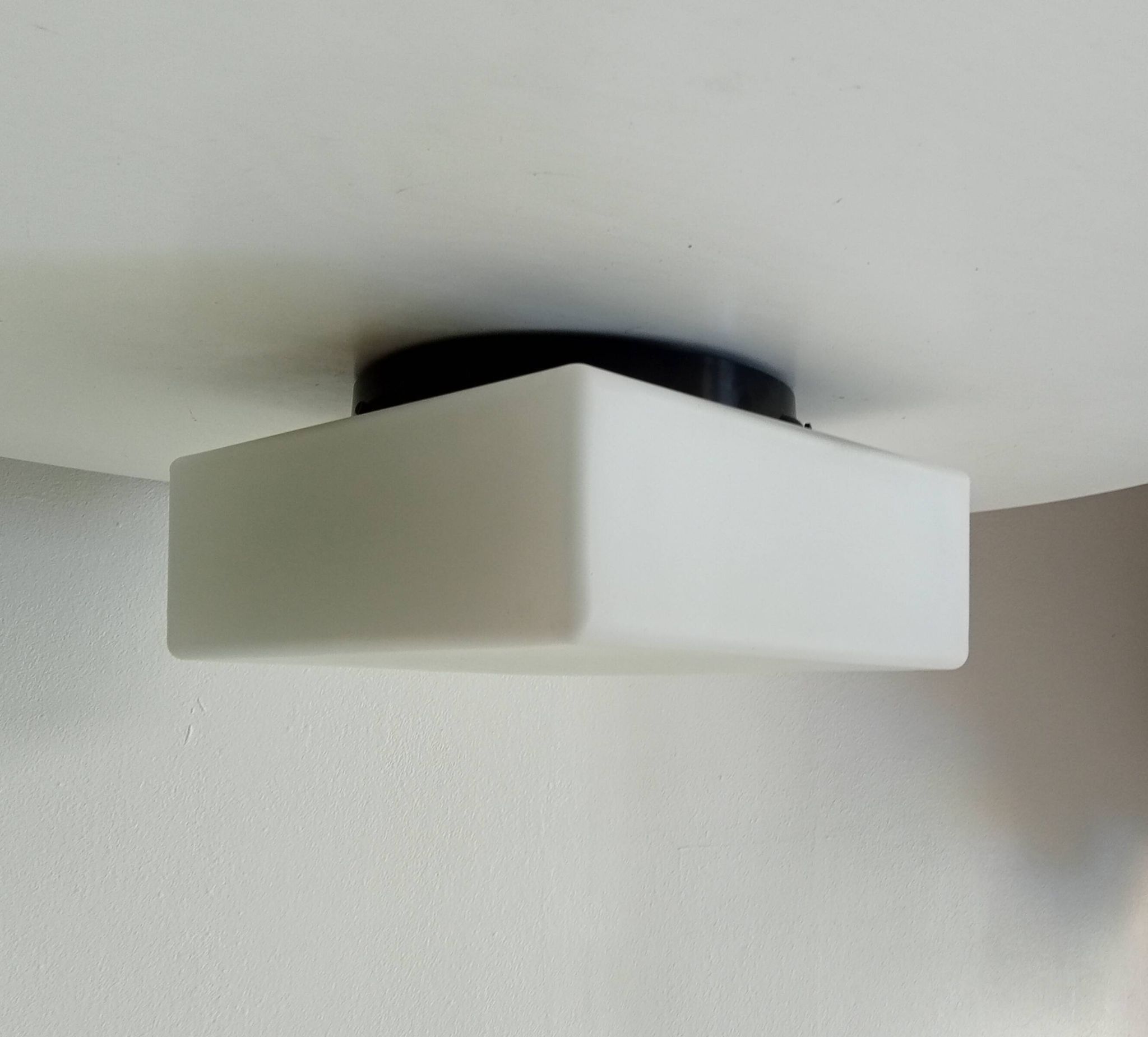 Vintage Vianne ceiling light in Opaline and Bakelite from the 60s/70s