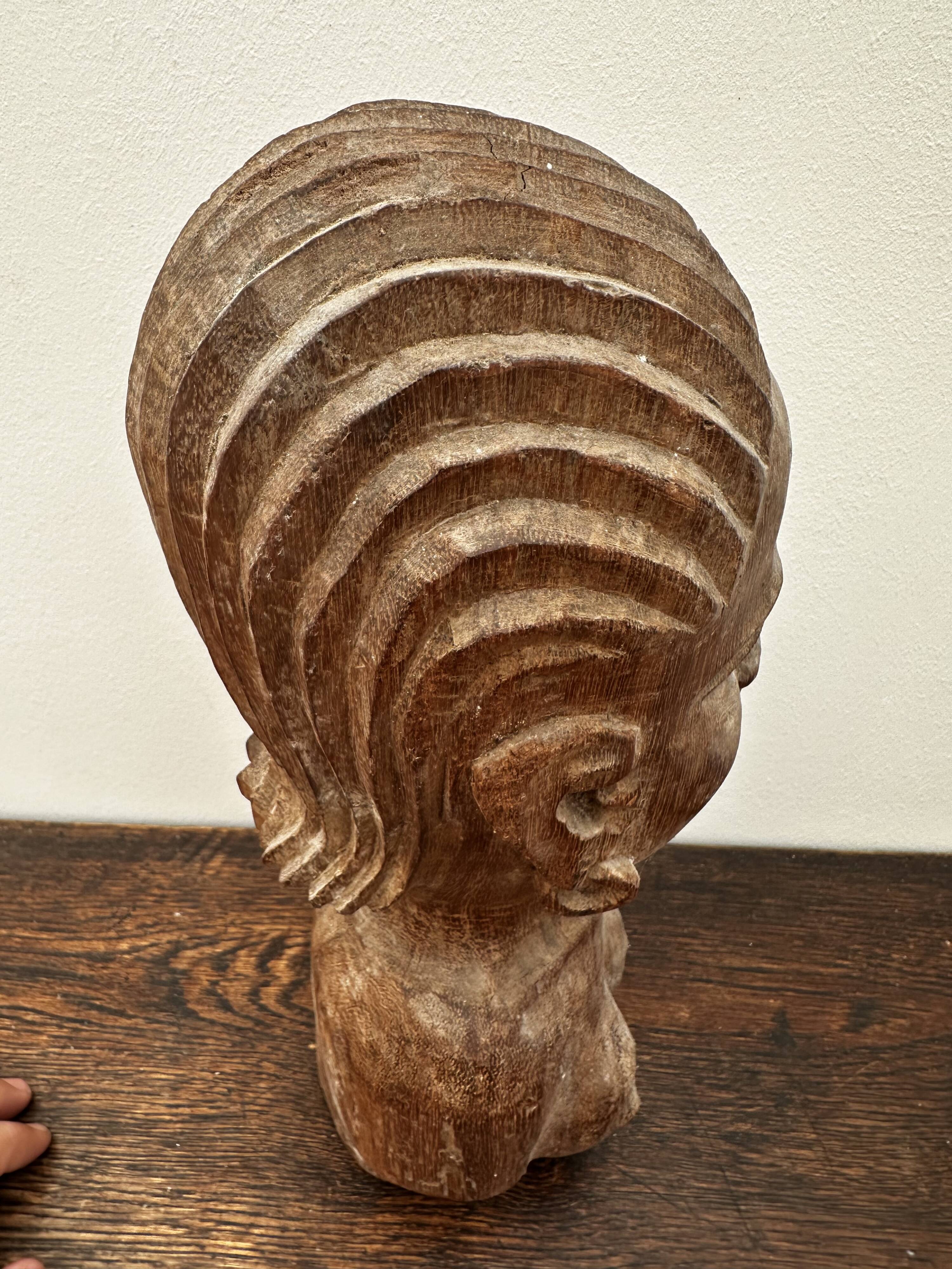 African statue, wooden bust of a woman, 1920s