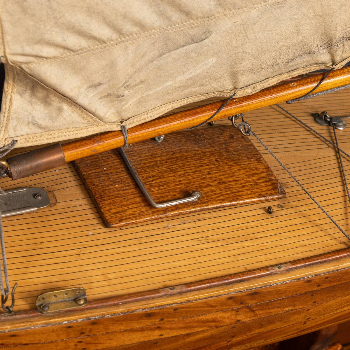 Vintage 20thC English Carved Hull Pond Yacht c.1930